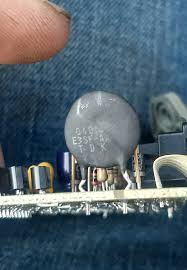 VARISTOR.jpg